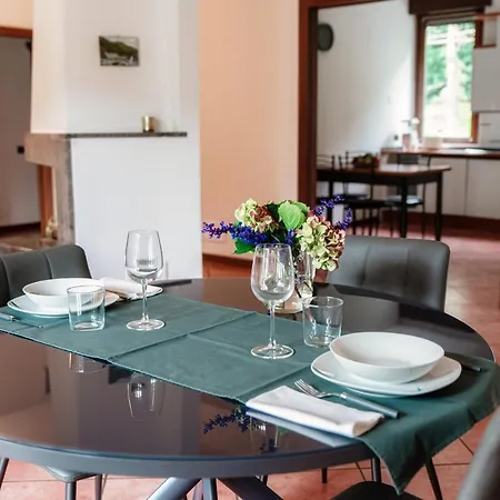 Feel @ - By Myhomeincomo Apartmán *