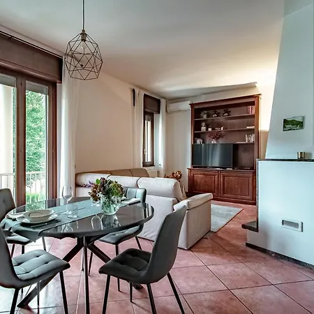 Feel @ - By Myhomeincomo Apartmán