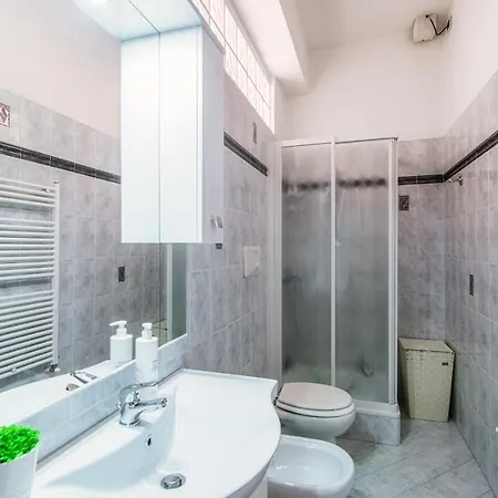 Apartament Feel @ - By Myhomeincomo