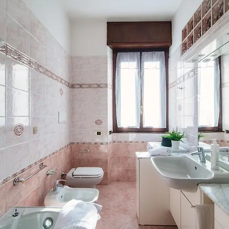 Apartament Feel @ - By Myhomeincomo Como